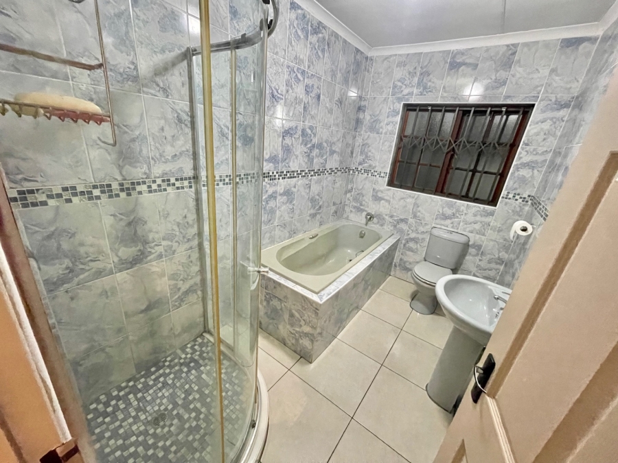 To Let 1 Bedroom Property for Rent in Aerorand Mpumalanga