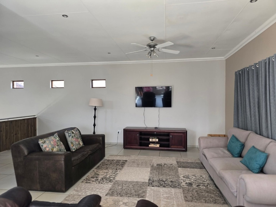 To Let 4 Bedroom Property for Rent in The Rest Nature Estate Mpumalanga
