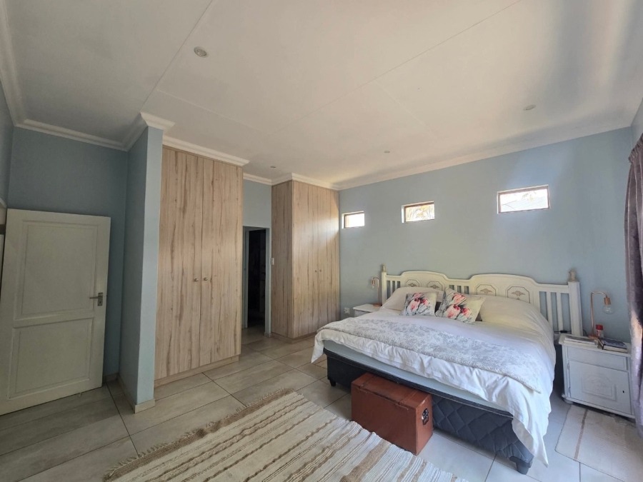 To Let 4 Bedroom Property for Rent in The Rest Nature Estate Mpumalanga