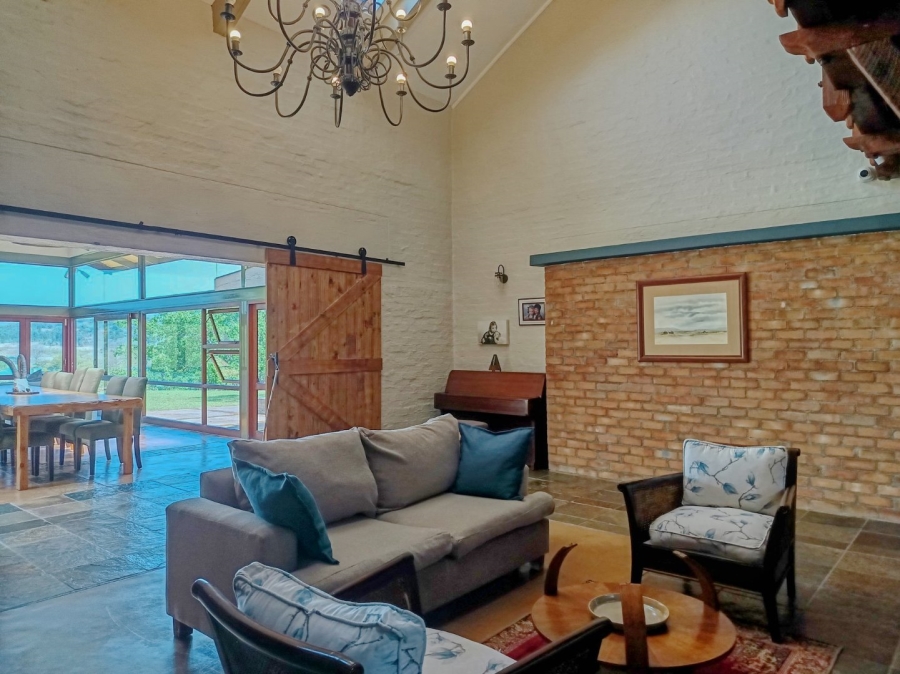 9 Bedroom Property for Sale in White River AH Mpumalanga