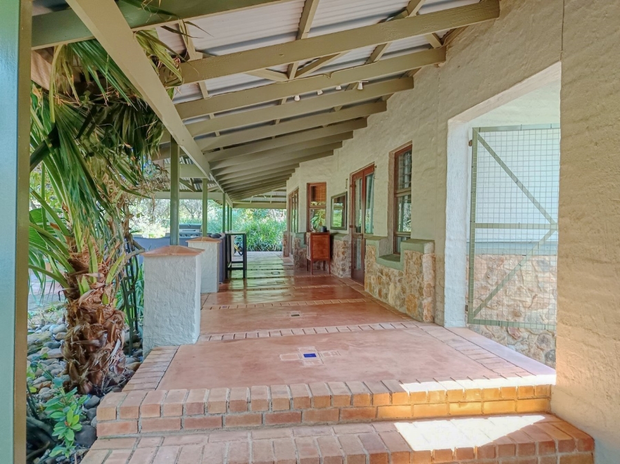 9 Bedroom Property for Sale in White River AH Mpumalanga