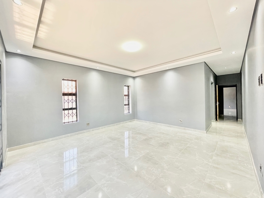 To Let 4 Bedroom Property for Rent in Aerorand Mpumalanga