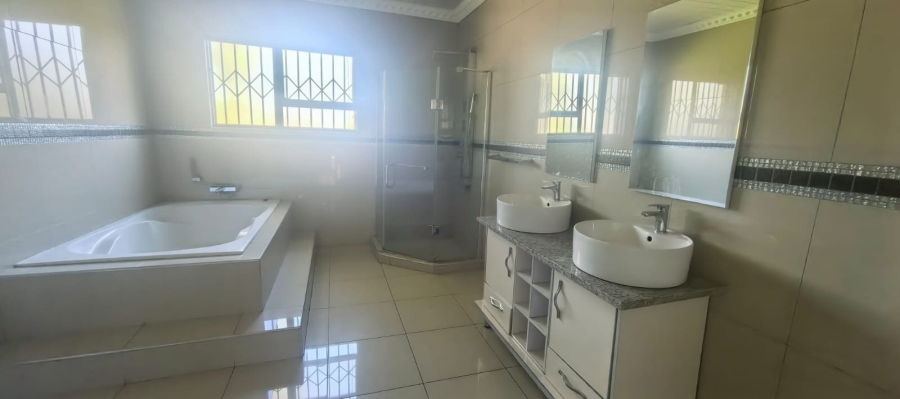 4 Bedroom Property for Sale in Die Heuwel Ext 4 Mpumalanga