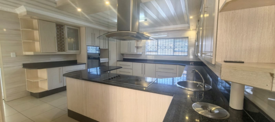 4 Bedroom Property for Sale in Die Heuwel Ext 4 Mpumalanga