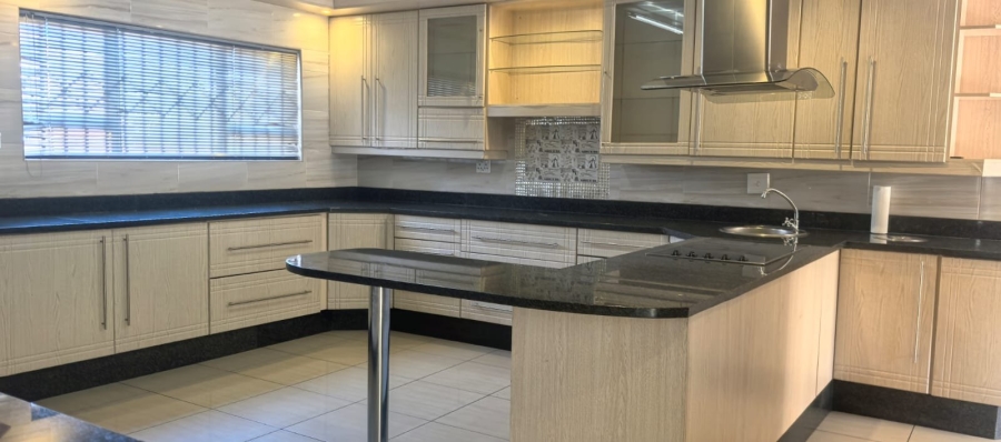 4 Bedroom Property for Sale in Die Heuwel Ext 4 Mpumalanga