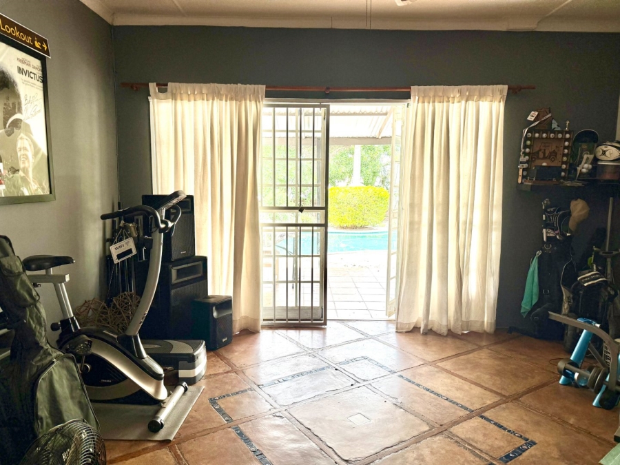 To Let commercial Property for Rent in White River AH Mpumalanga