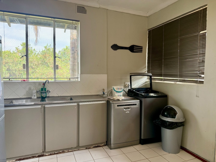 To Let commercial Property for Rent in White River AH Mpumalanga