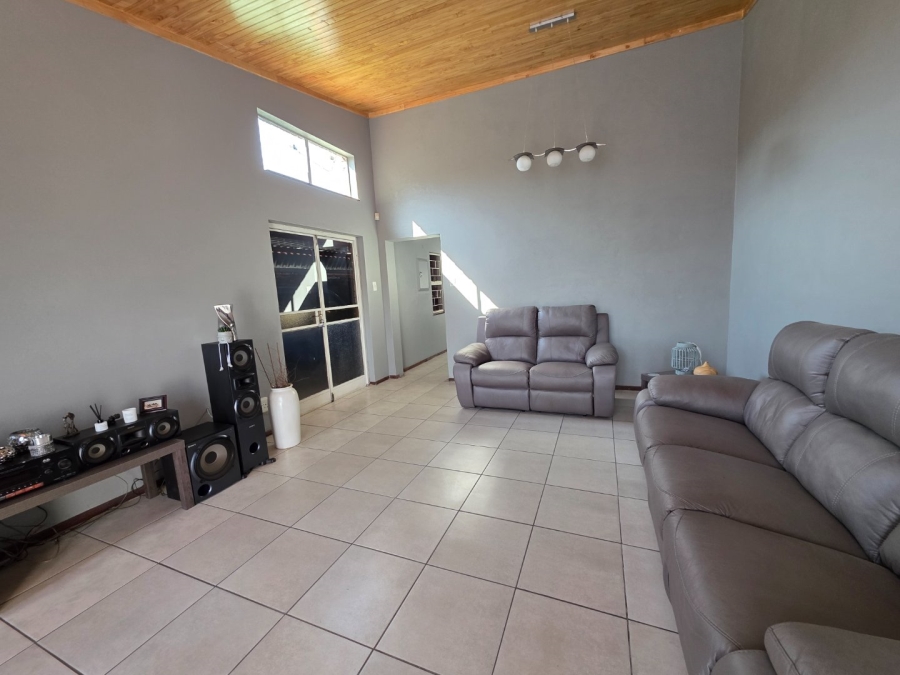 2 Bedroom Property for Sale in Secunda Mpumalanga
