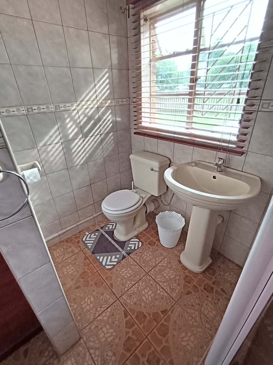 To Let 1 Bedroom Property for Rent in Meyerville Mpumalanga