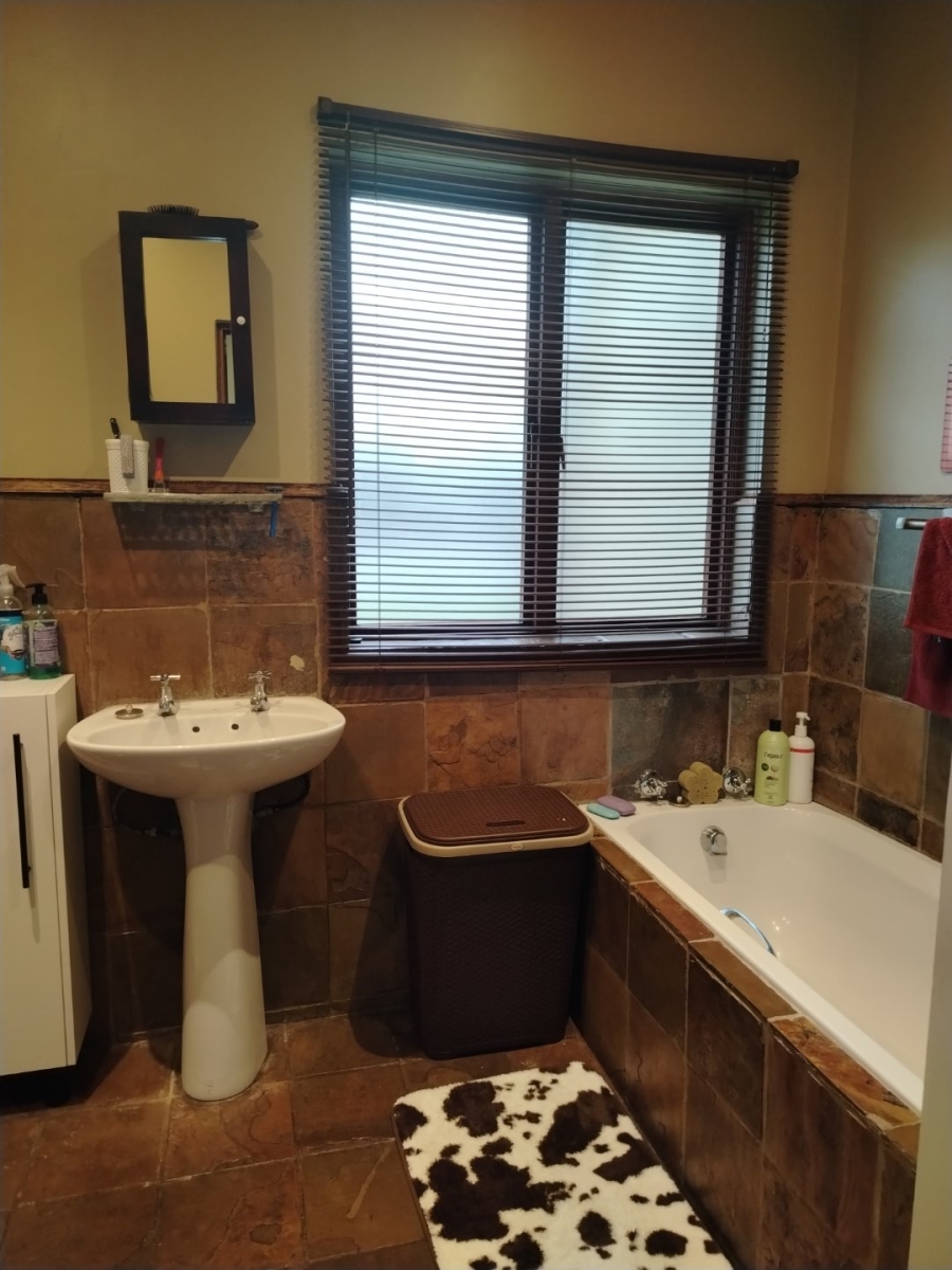 3 Bedroom Property for Sale in Reyno Ridge Mpumalanga