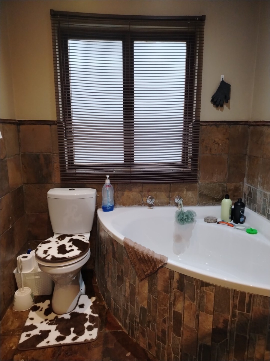 3 Bedroom Property for Sale in Reyno Ridge Mpumalanga