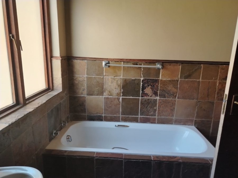 3 Bedroom Property for Sale in Reyno Ridge Mpumalanga