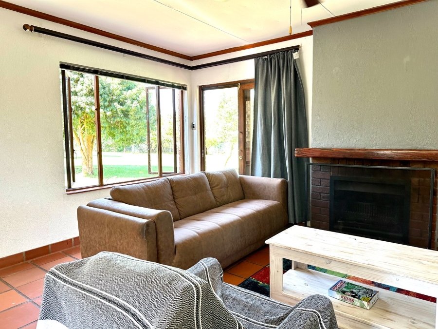 To Let 3 Bedroom Property for Rent in Greenway Woods Mpumalanga