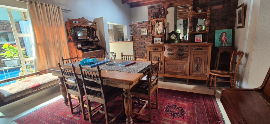 6 Bedroom Property for Sale in Volksrust Mpumalanga