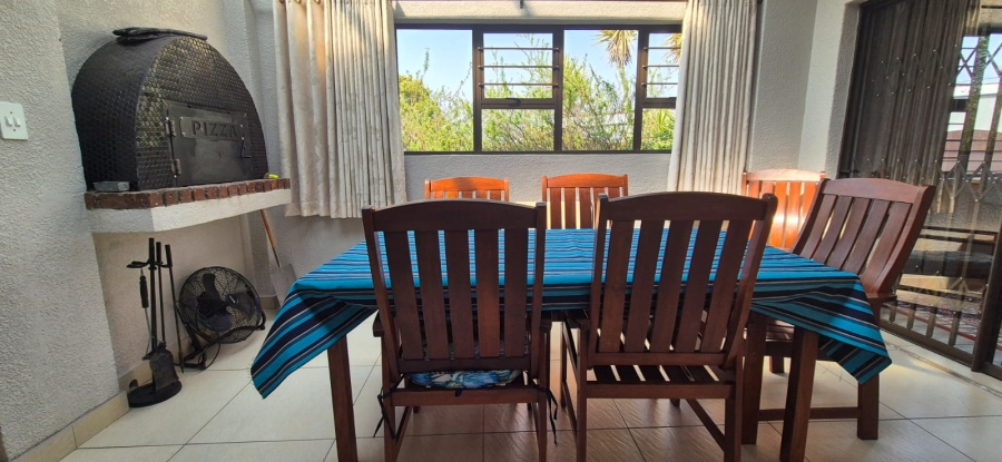 6 Bedroom Property for Sale in Volksrust Mpumalanga