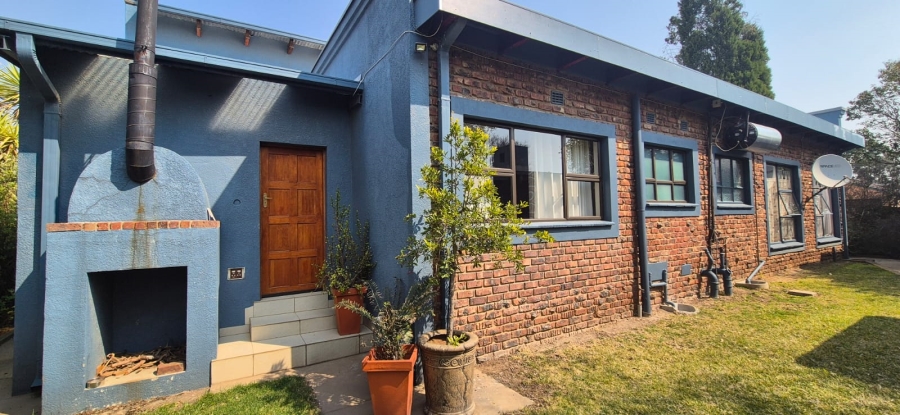 6 Bedroom Property for Sale in Volksrust Mpumalanga