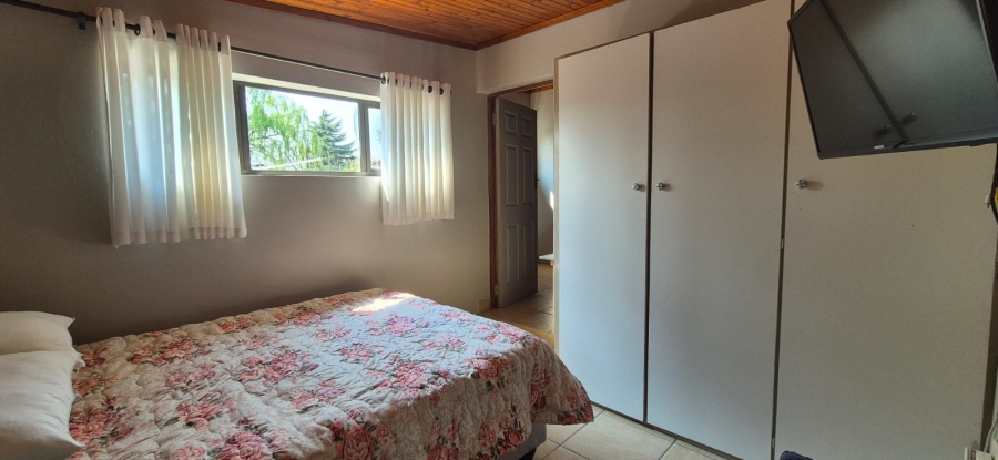 6 Bedroom Property for Sale in Volksrust Mpumalanga