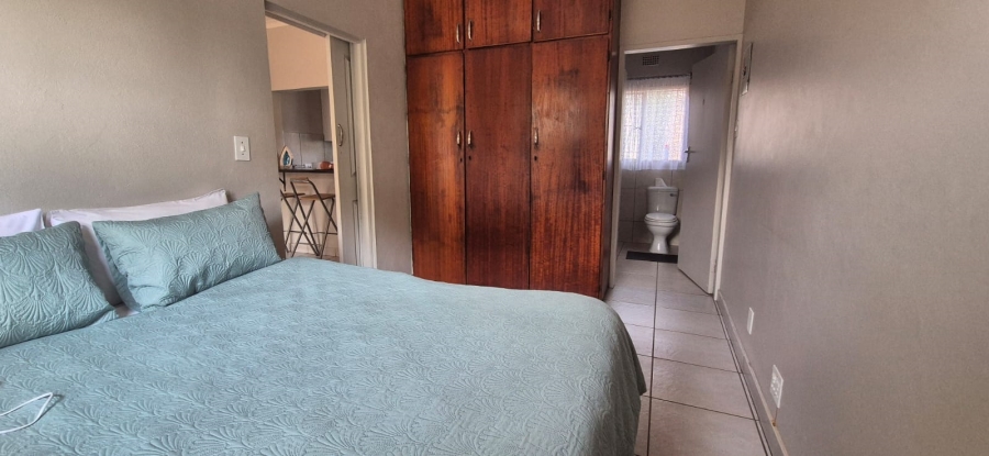 6 Bedroom Property for Sale in Volksrust Mpumalanga