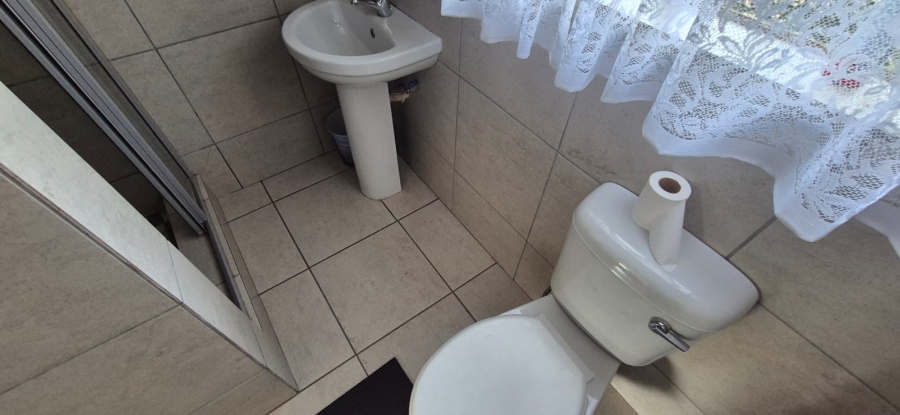 6 Bedroom Property for Sale in Volksrust Mpumalanga