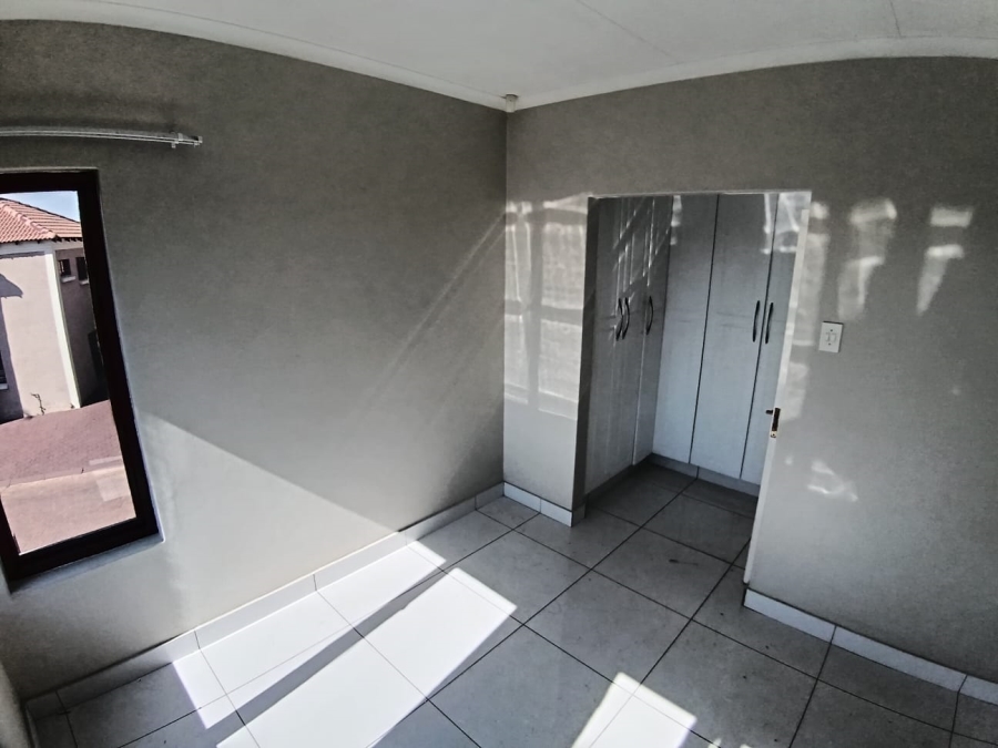 To Let 4 Bedroom Property for Rent in Hoeveld Park Mpumalanga