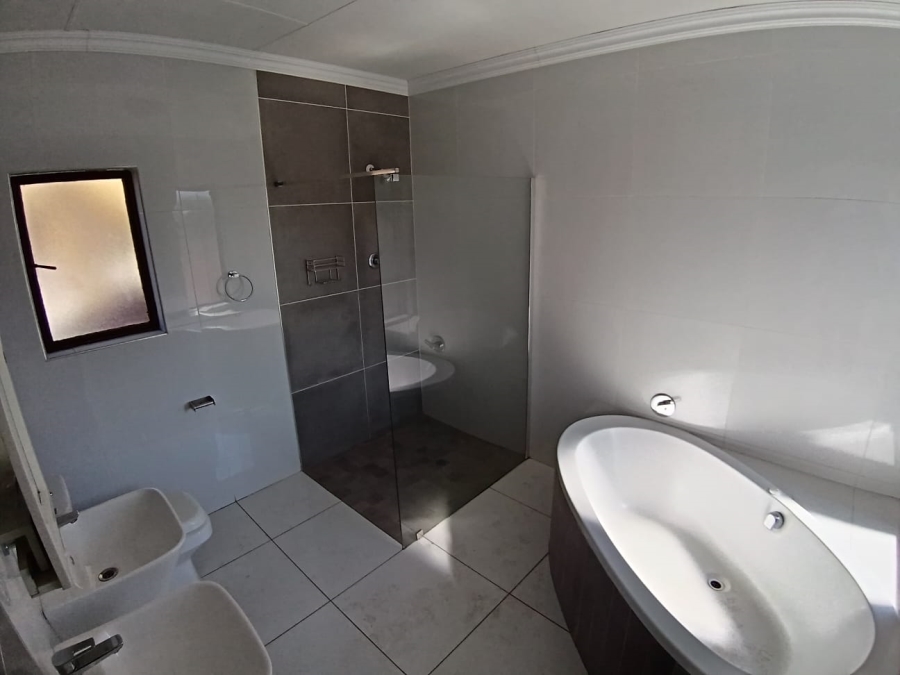 To Let 4 Bedroom Property for Rent in Hoeveld Park Mpumalanga