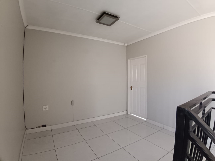 To Let 4 Bedroom Property for Rent in Hoeveld Park Mpumalanga