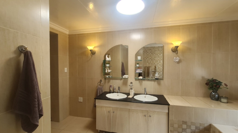 3 Bedroom Property for Sale in Secunda Mpumalanga
