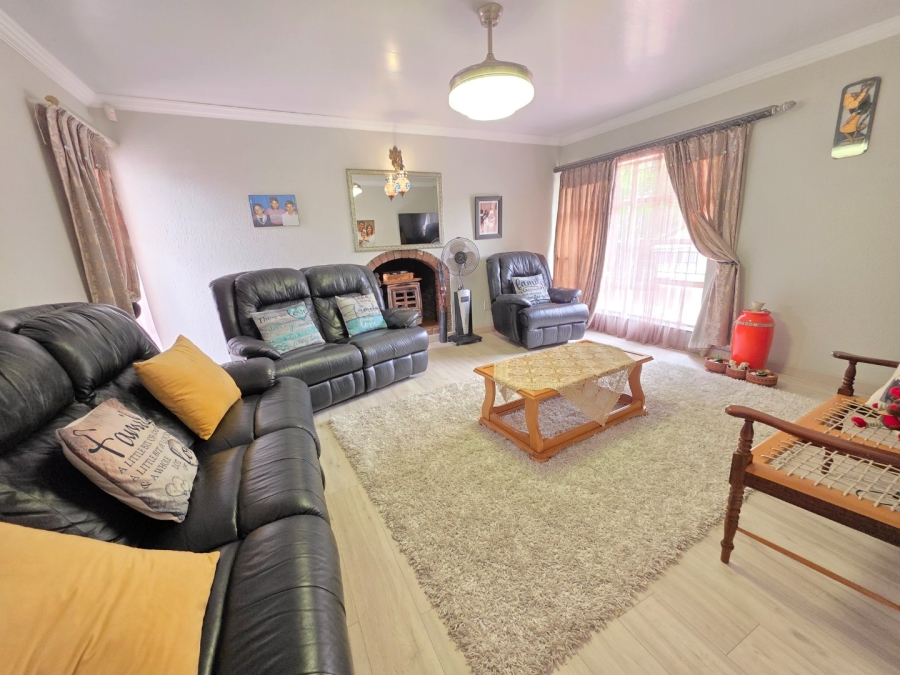 4 Bedroom Property for Sale in Sunset Park Mpumalanga