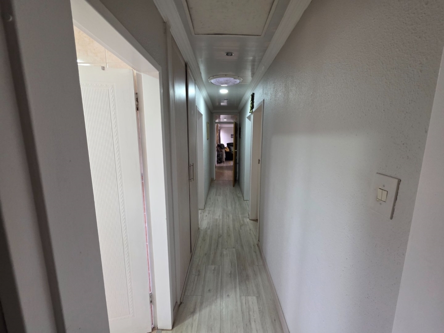 4 Bedroom Property for Sale in Sunset Park Mpumalanga