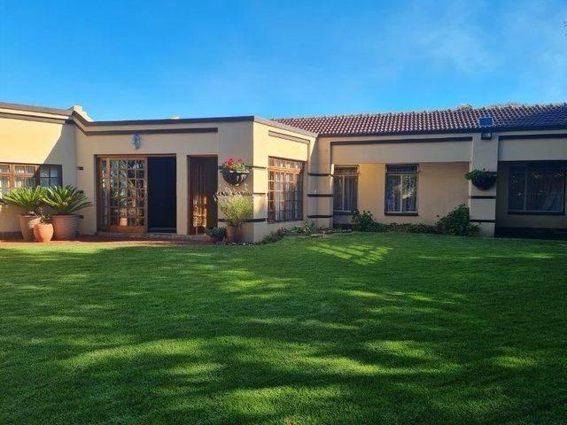 4 Bedroom Property for Sale in Suidheuwel Mpumalanga