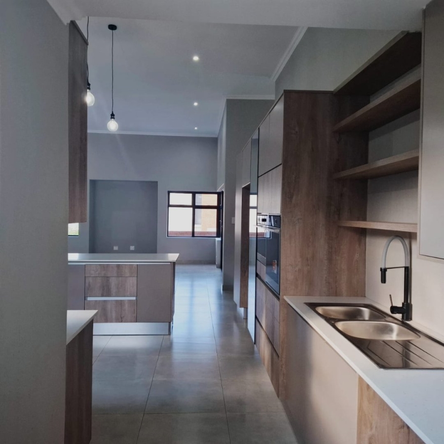 4 Bedroom Property for Sale in Sonheuwel Ext 1 Mpumalanga