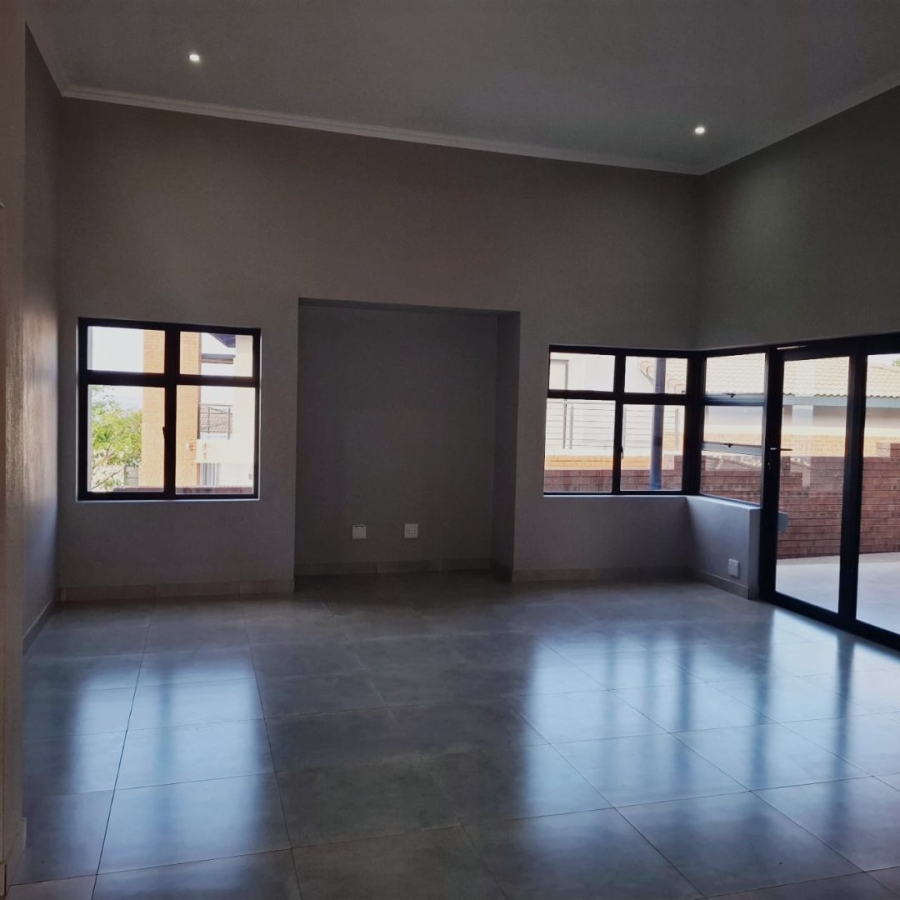 4 Bedroom Property for Sale in Sonheuwel Ext 1 Mpumalanga