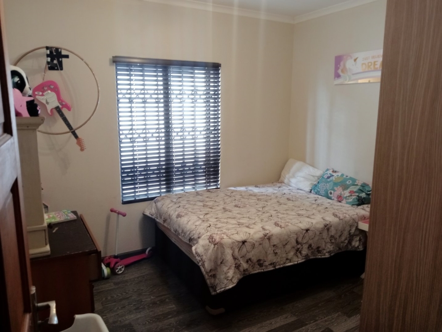 To Let 3 Bedroom Property for Rent in Noordrand Mpumalanga