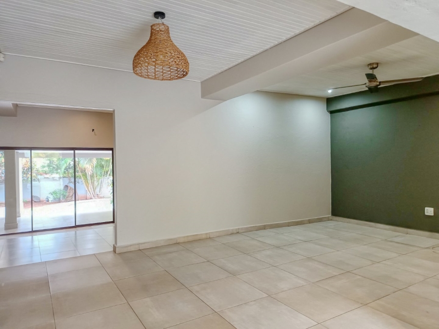 5 Bedroom Property for Sale in Kingsview Ext 1 Mpumalanga