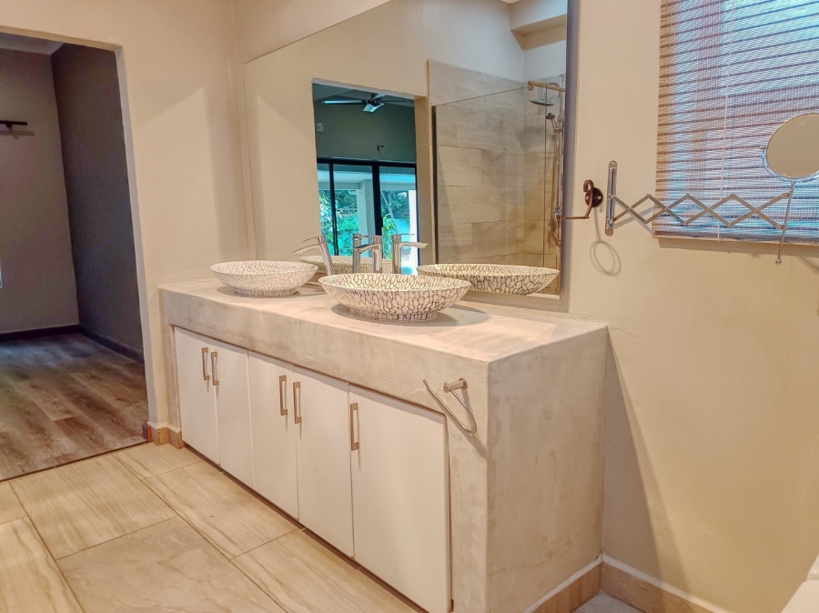 5 Bedroom Property for Sale in Kingsview Ext 1 Mpumalanga