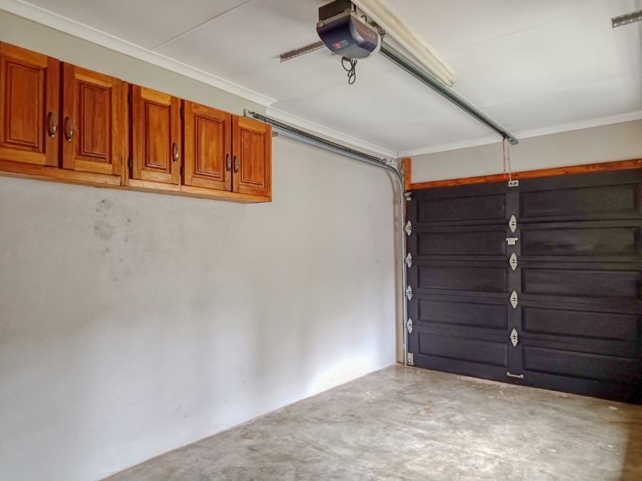 5 Bedroom Property for Sale in Kingsview Ext 1 Mpumalanga