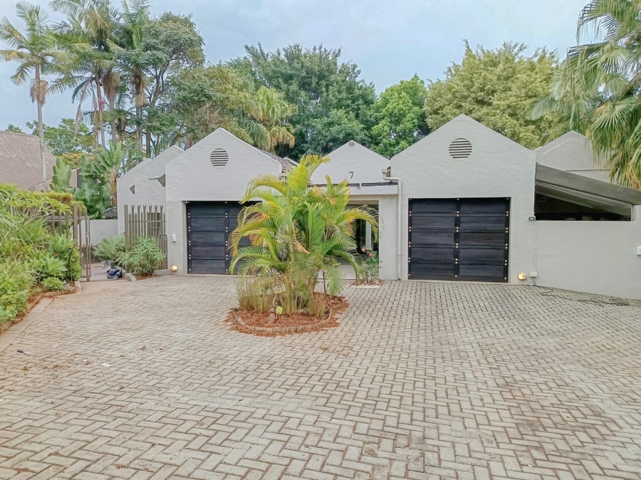 5 Bedroom Property for Sale in Kingsview Ext 1 Mpumalanga