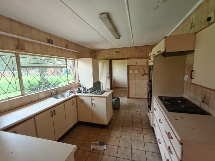 To Let 3 Bedroom Property for Rent in Ben Fleur Mpumalanga