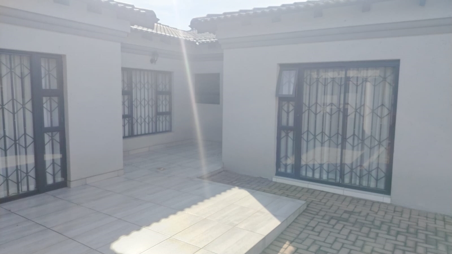 5 Bedroom Property for Sale in Clewer Mpumalanga