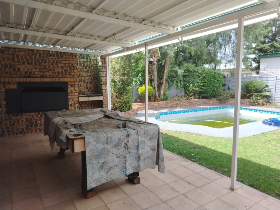To Let 4 Bedroom Property for Rent in Model Park Mpumalanga