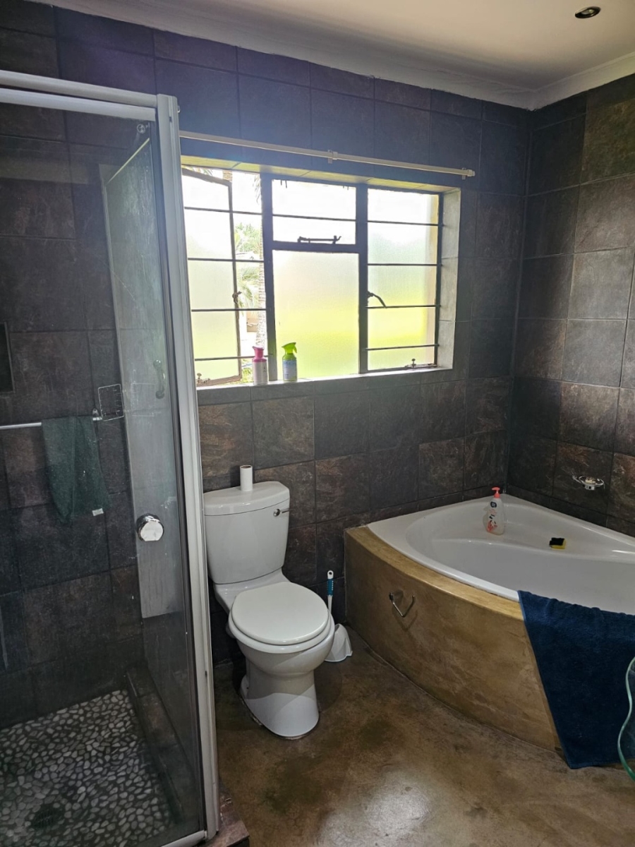 2 Bedroom Property for Sale in Hazyview Mpumalanga