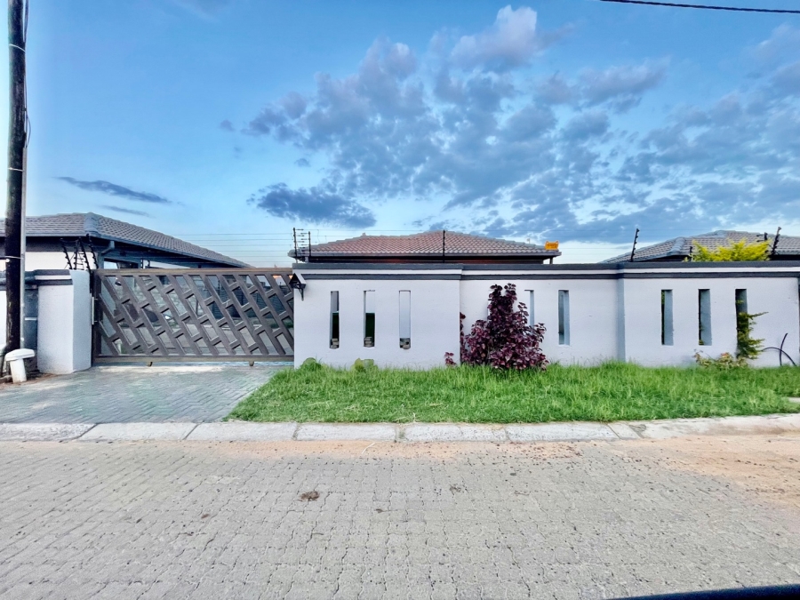 3 Bedroom Property for Sale in Hlalamandi Mpumalanga