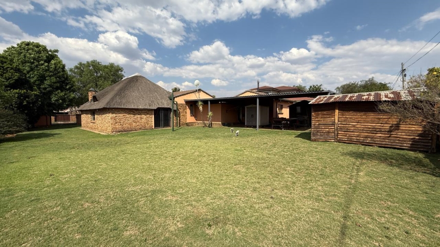 3 Bedroom Property for Sale in Aerorand Mpumalanga