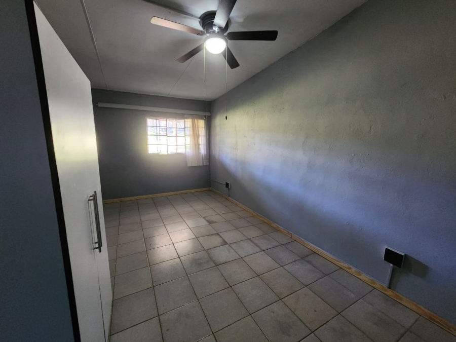 To Let 2 Bedroom Property for Rent in White River Rural Mpumalanga