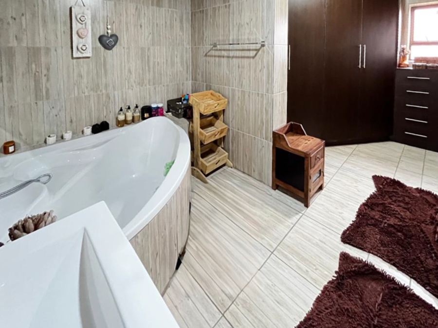 4 Bedroom Property for Sale in Meyerville Mpumalanga