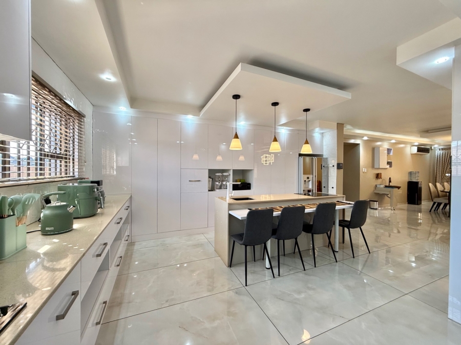 4 Bedroom Property for Sale in Aerorand Mpumalanga
