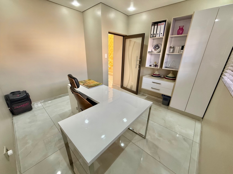 4 Bedroom Property for Sale in Aerorand Mpumalanga