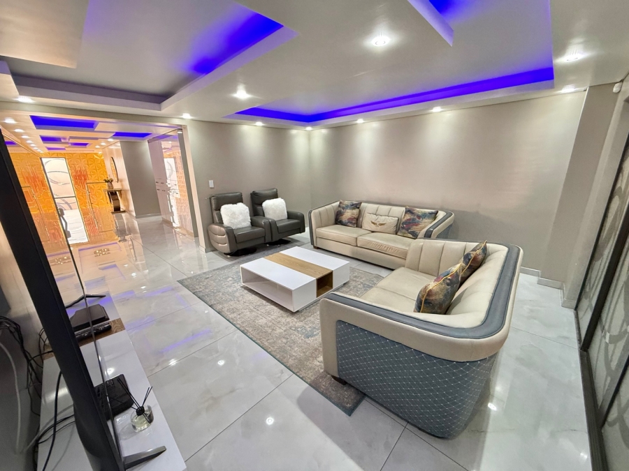 4 Bedroom Property for Sale in Aerorand Mpumalanga