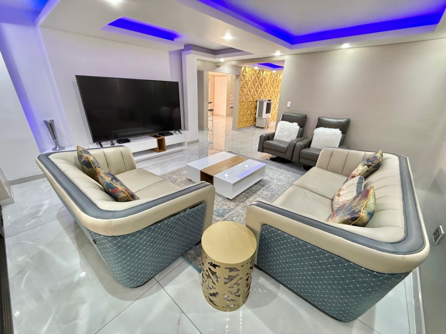 4 Bedroom Property for Sale in Aerorand Mpumalanga