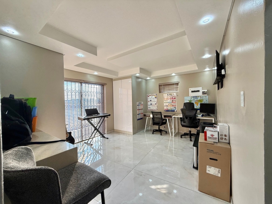 4 Bedroom Property for Sale in Aerorand Mpumalanga